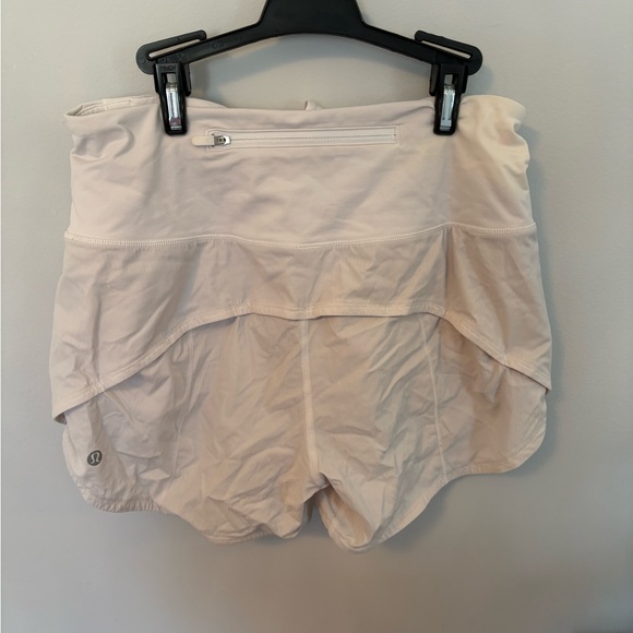 Lululemon speed up 4 inch white Shorts - Picture 2 of 3